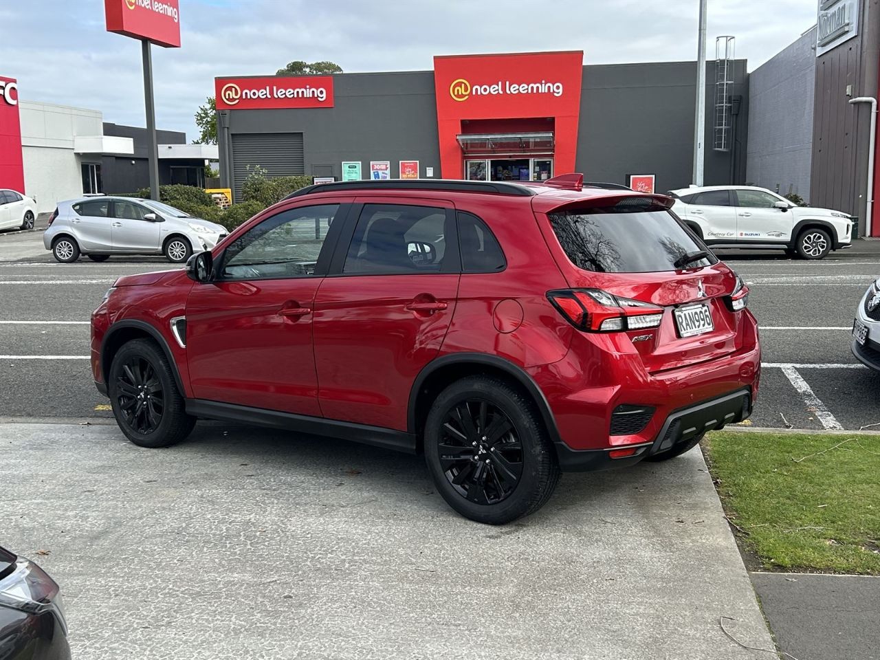 Vehicle image 5