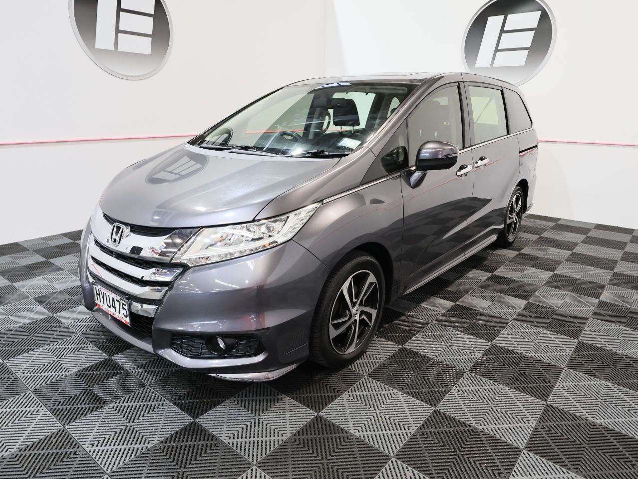 Vehicle image 5