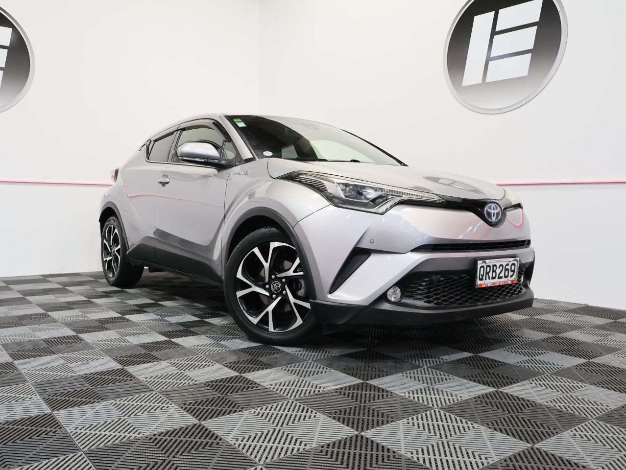 Vehicle image 1