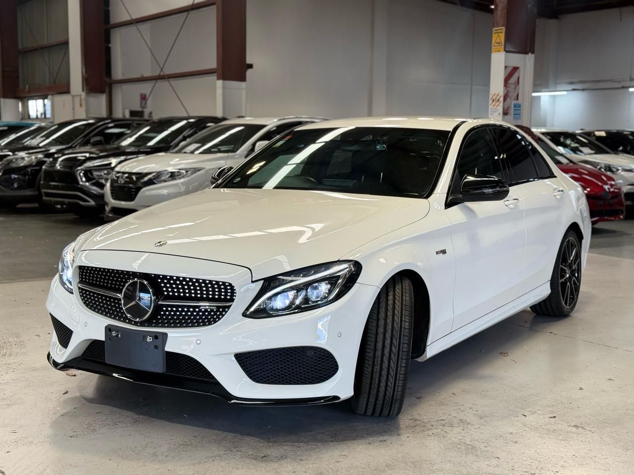 Vehicle image 4