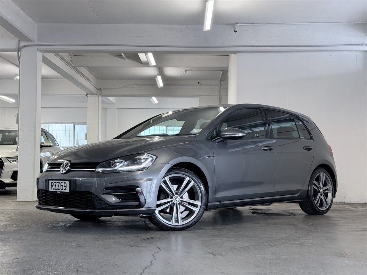 Vehicle image 1