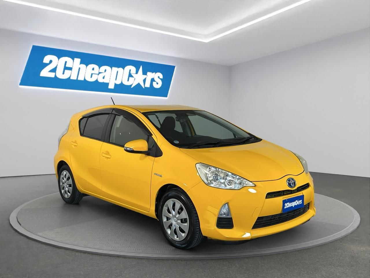 Vehicle image 3