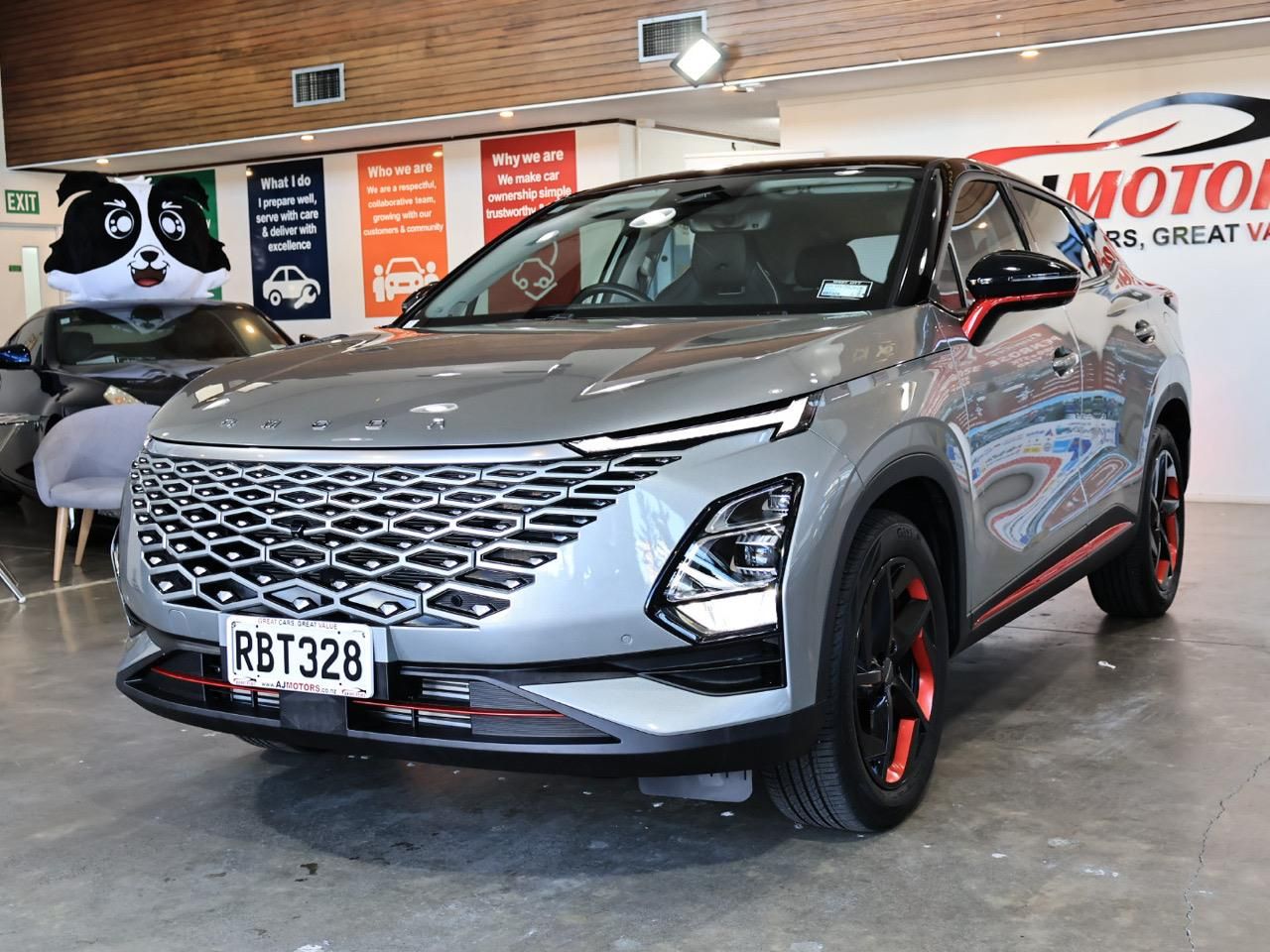 Vehicle image 3