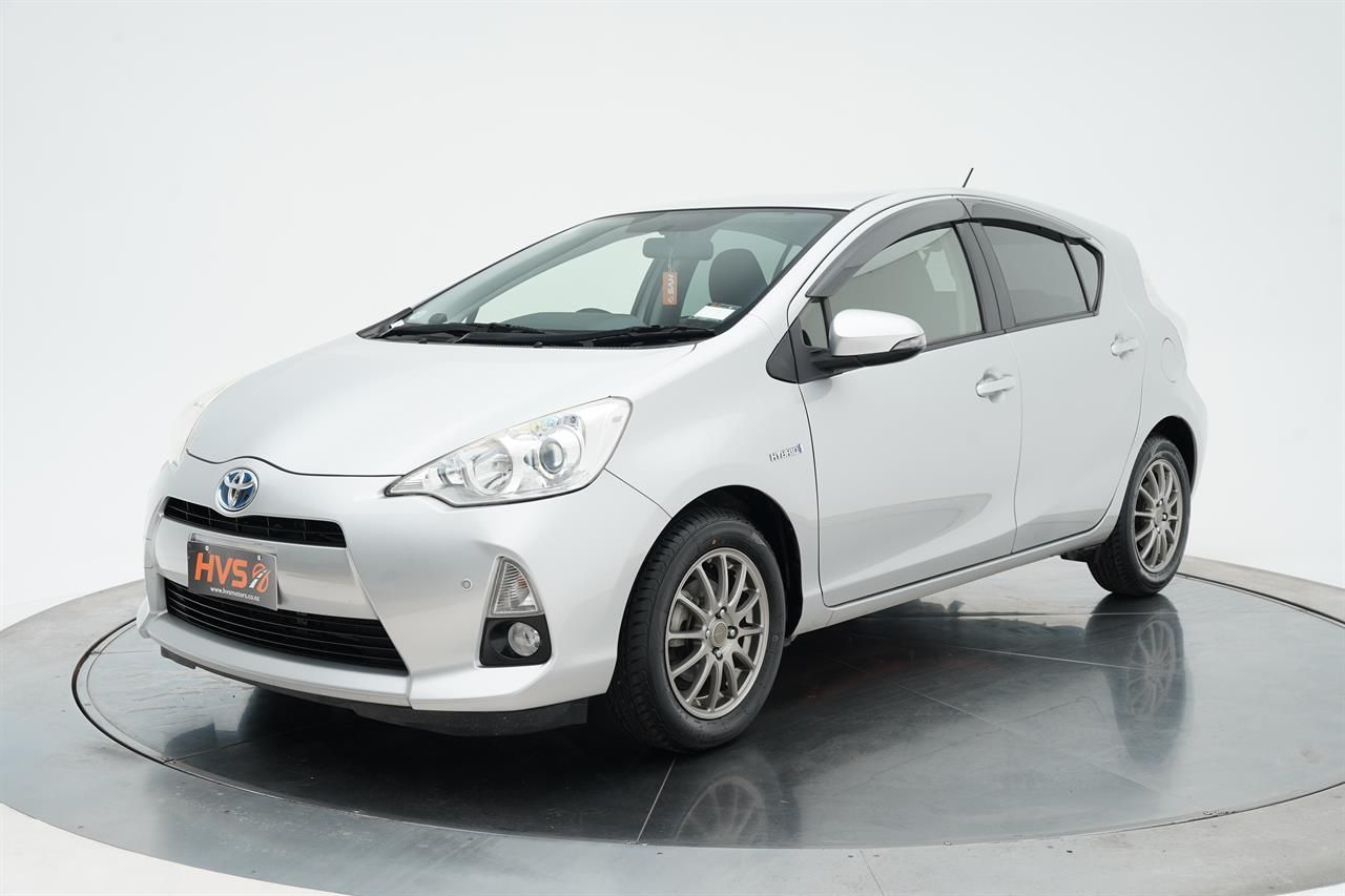 Vehicle image 3