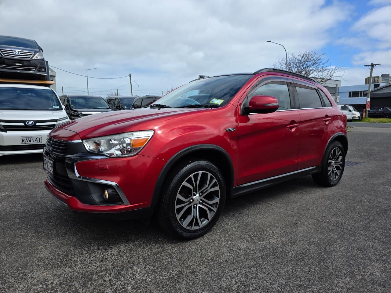 Vehicle image 4