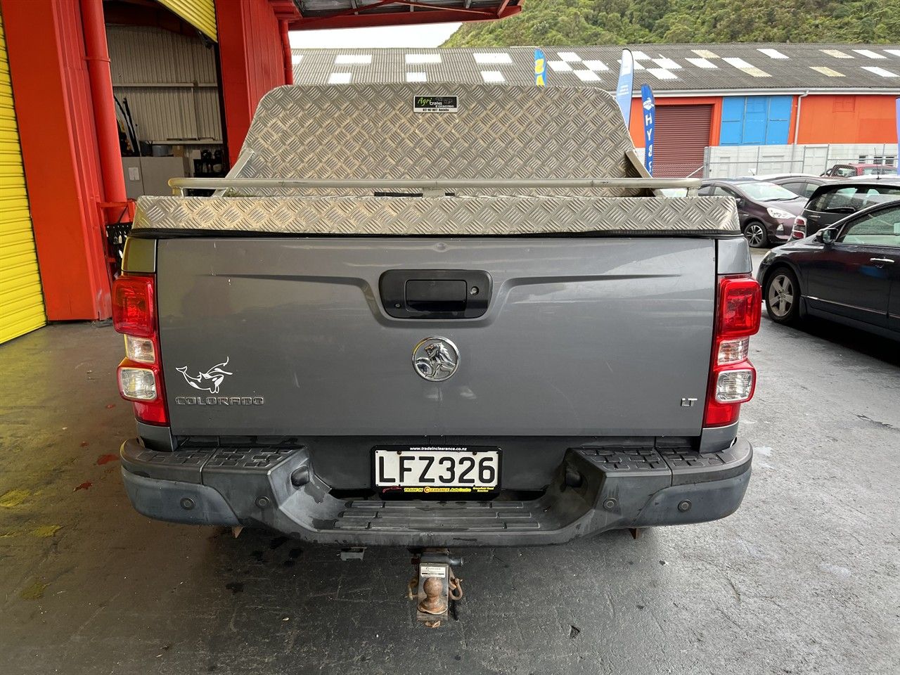 Vehicle image 5