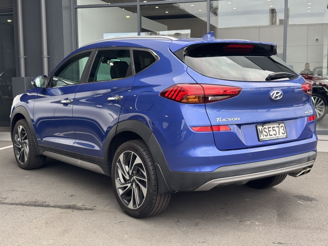 Vehicle image 4