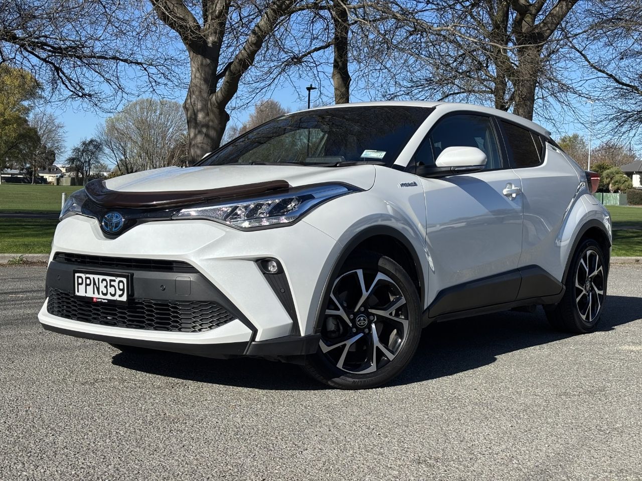 Vehicle image 3