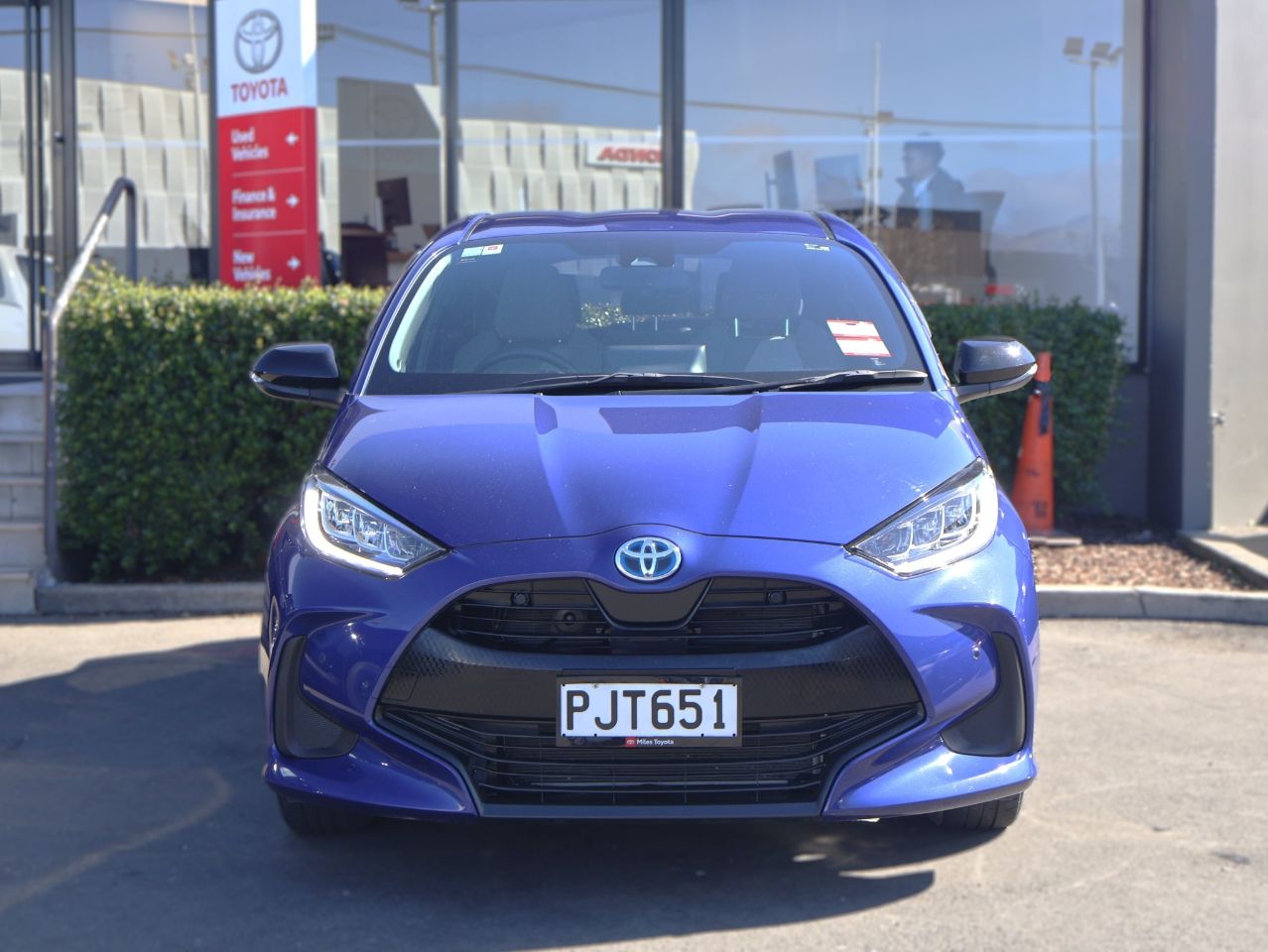 Vehicle image 2