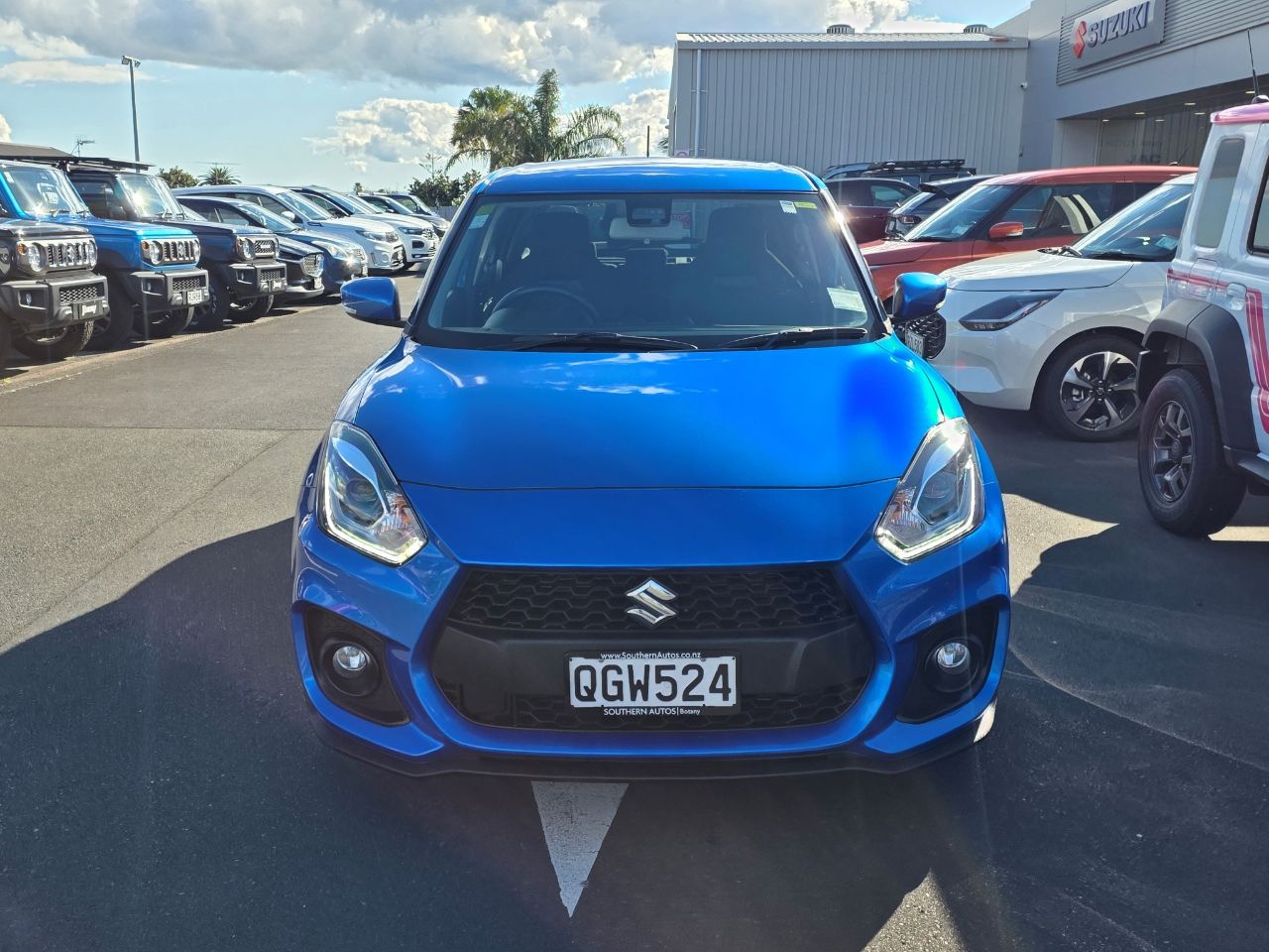 Vehicle image 3