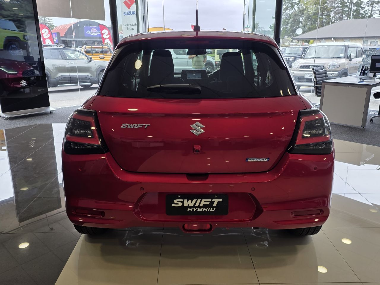Vehicle image 5