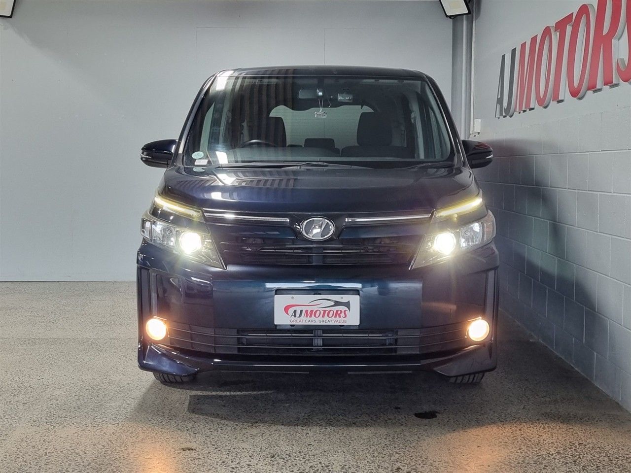 Vehicle image 2