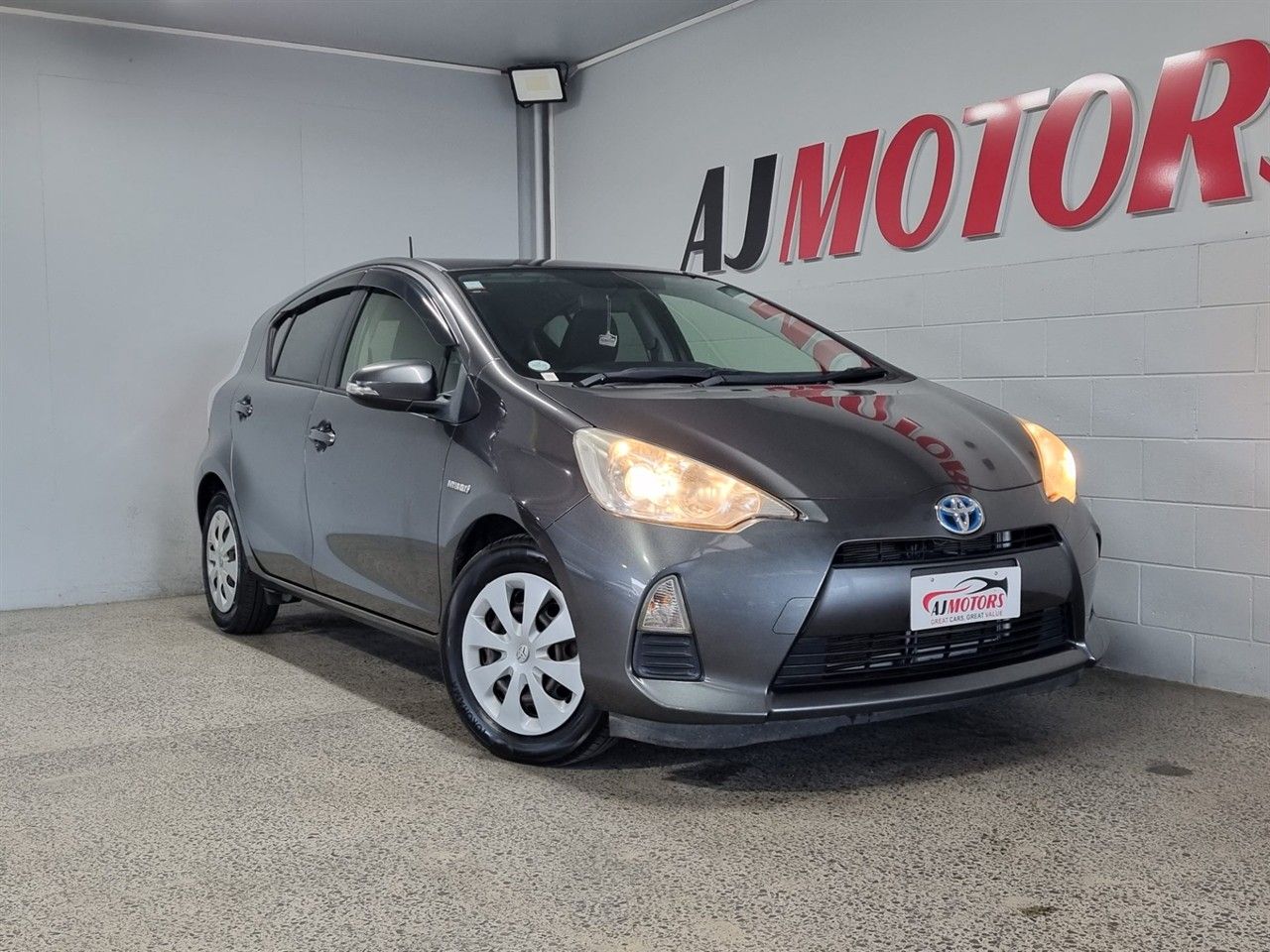 Vehicle image 1