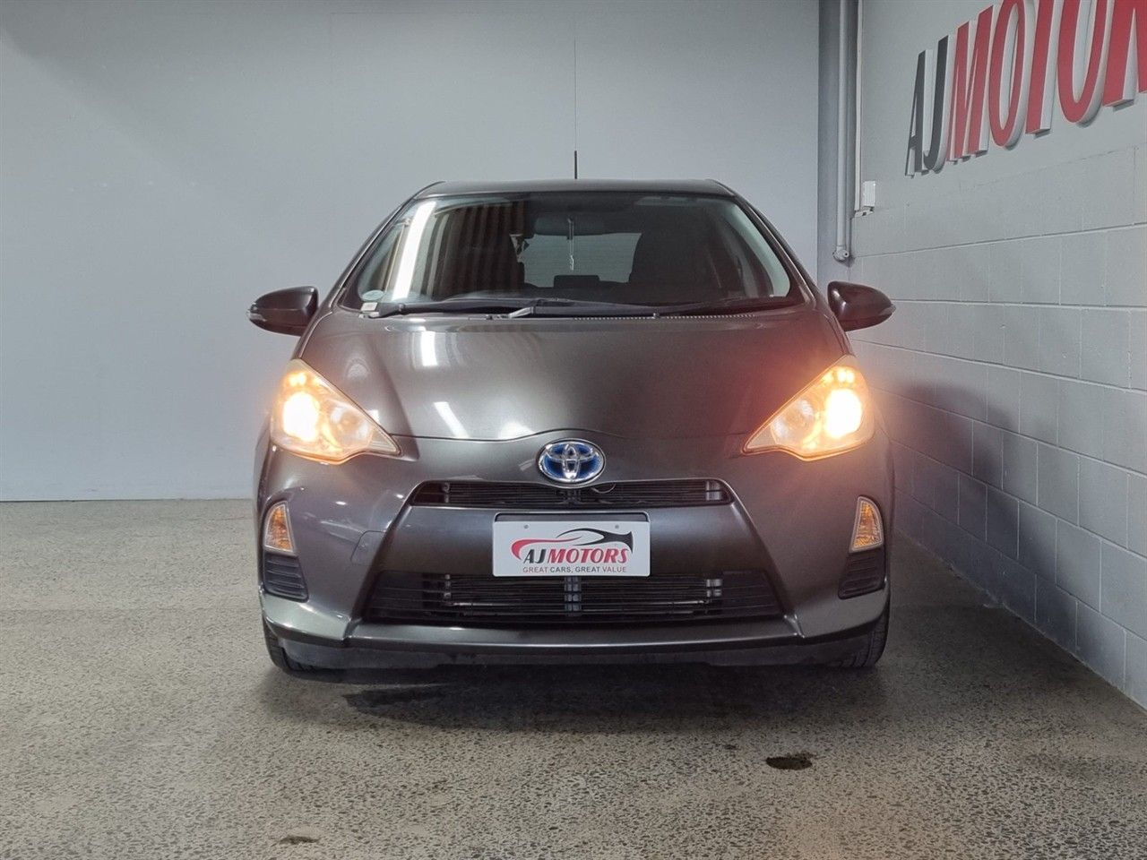 Vehicle image 2