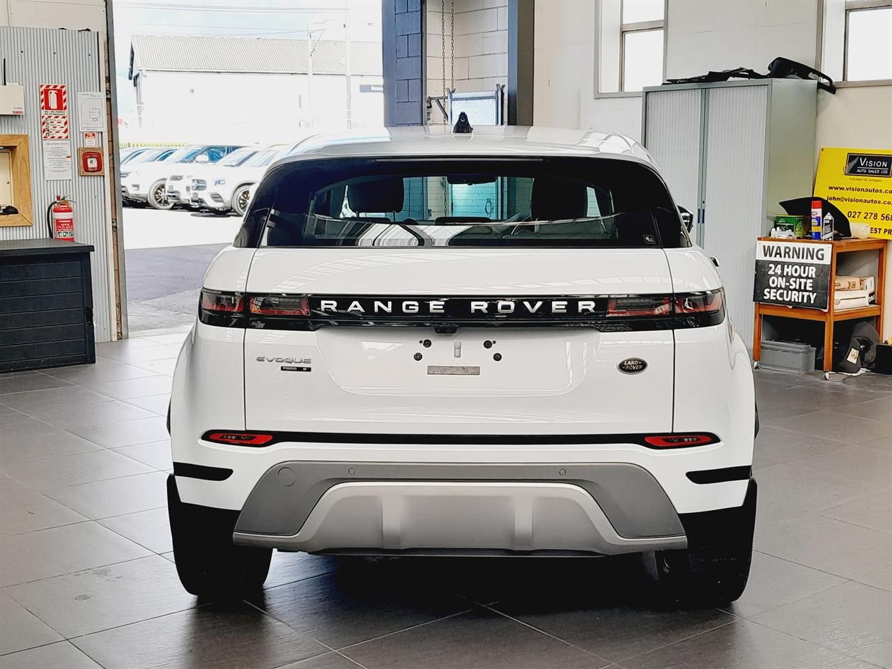 Vehicle image 5