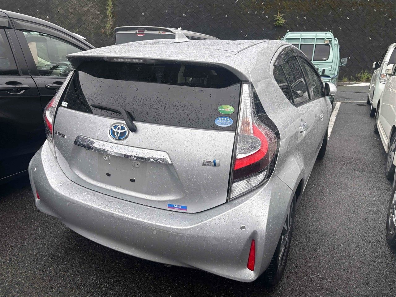 Vehicle image 4