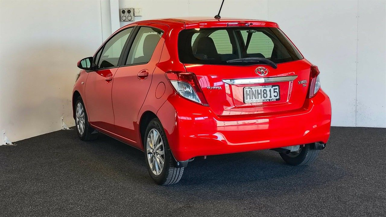 Vehicle image 4