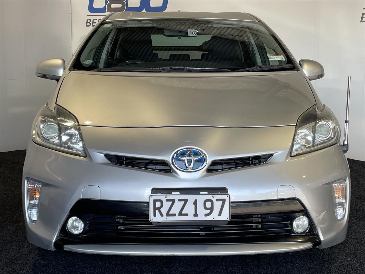 Vehicle image 2