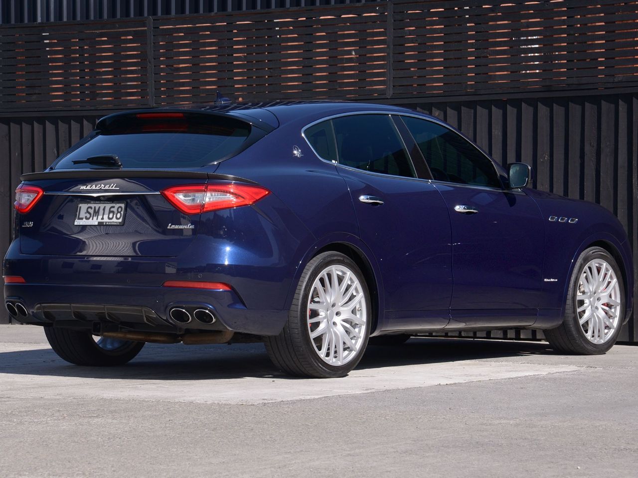 Vehicle image 3