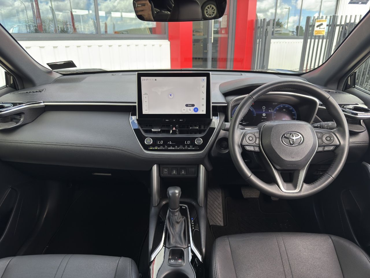 Vehicle image 3