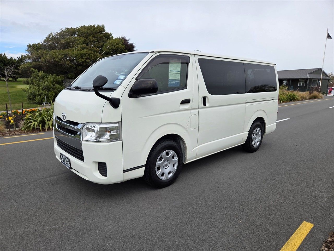 Vehicle image 3