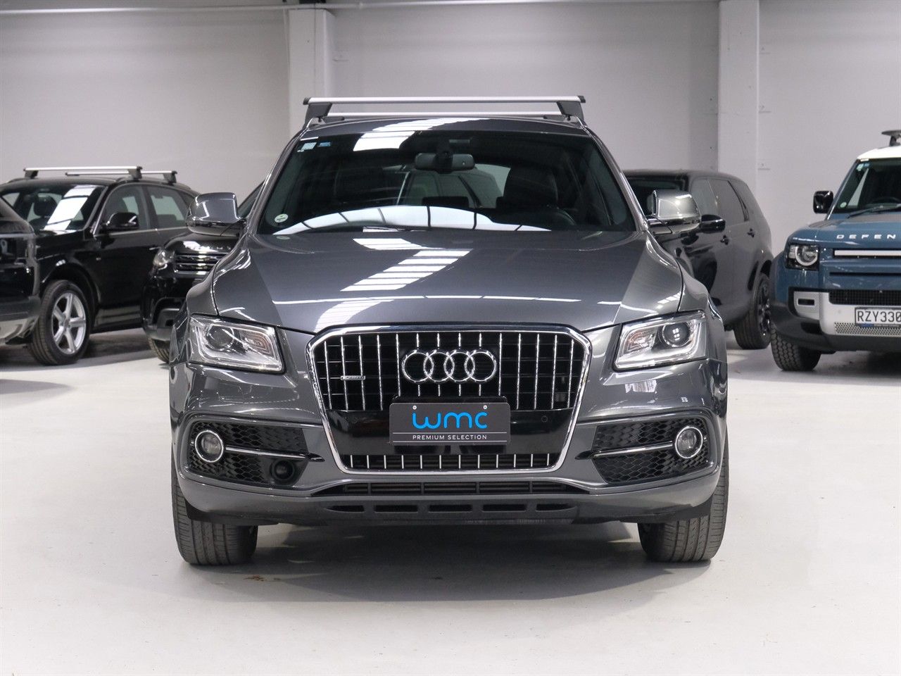 Vehicle image 3
