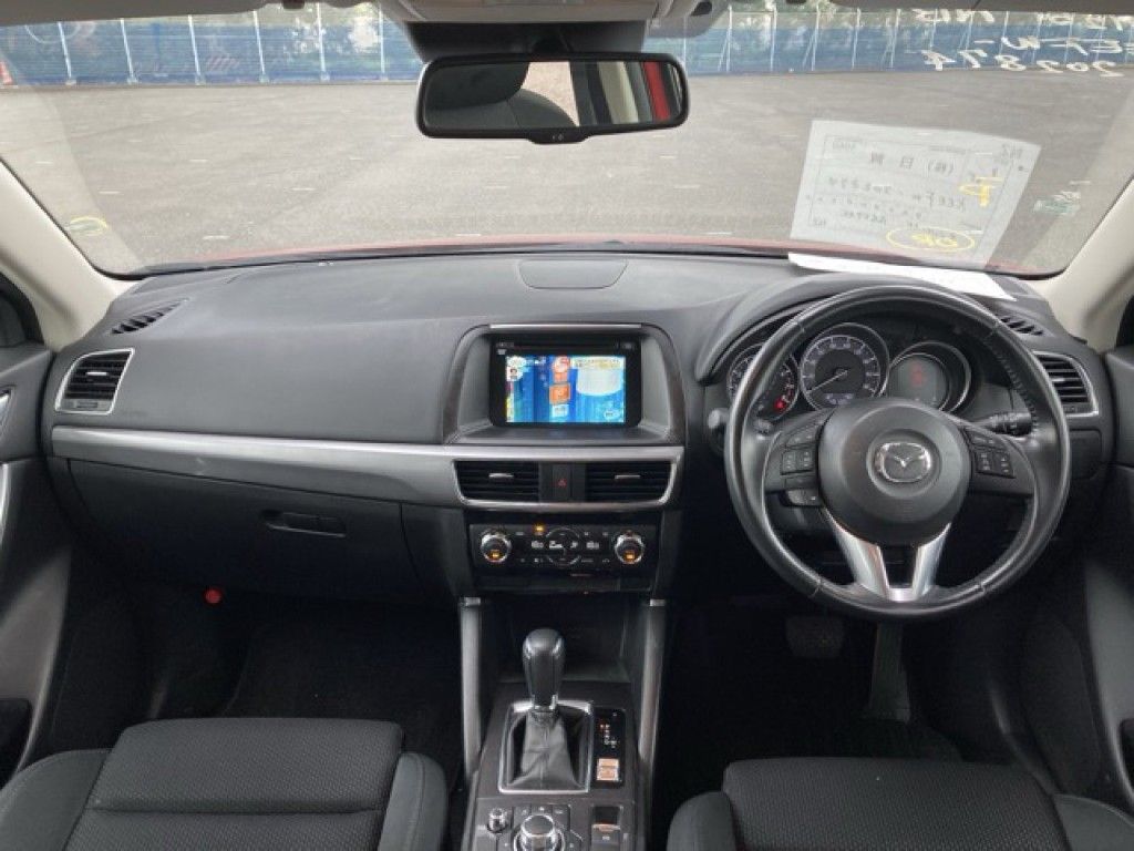 Vehicle image 4