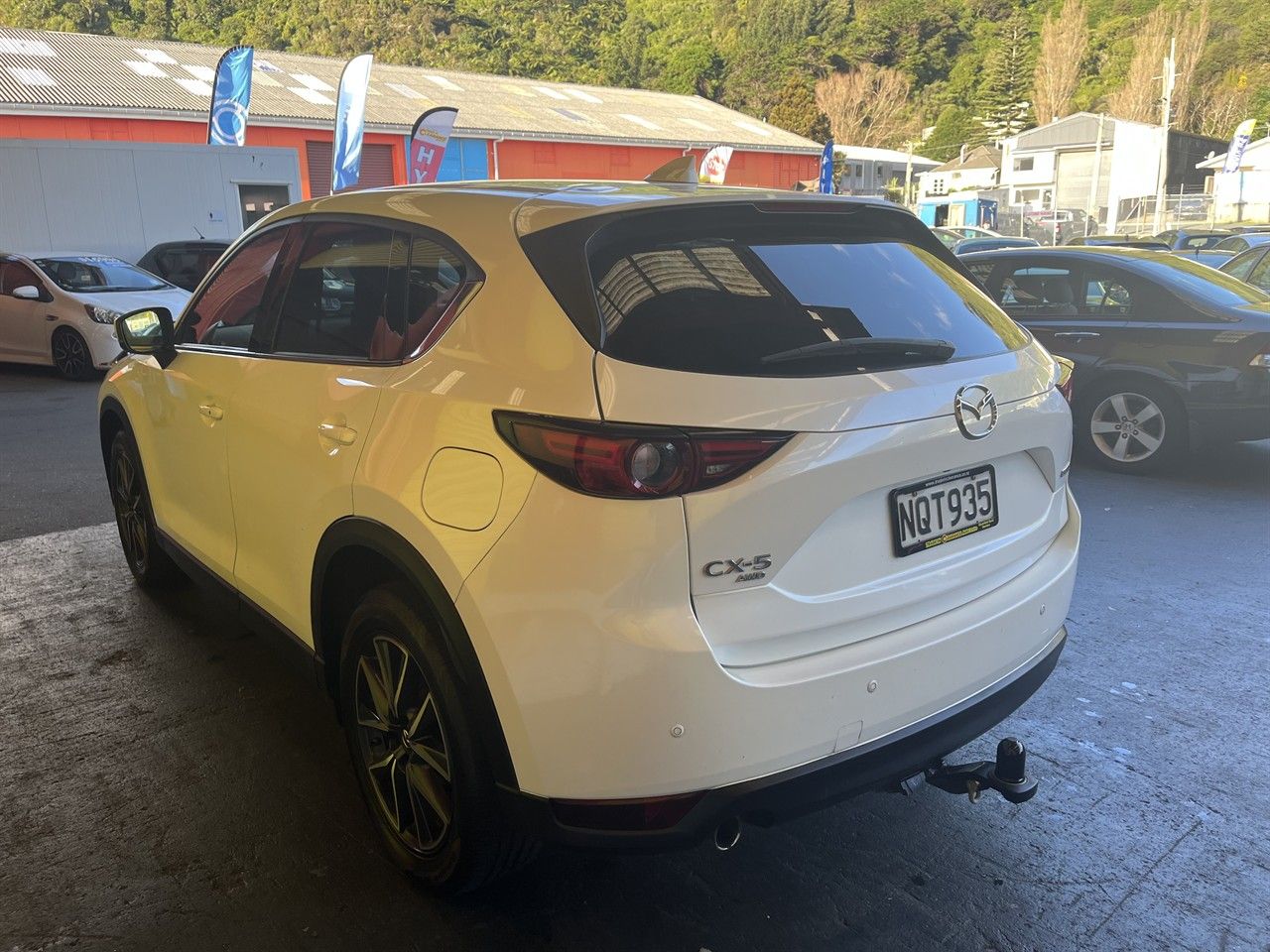 Vehicle image 4