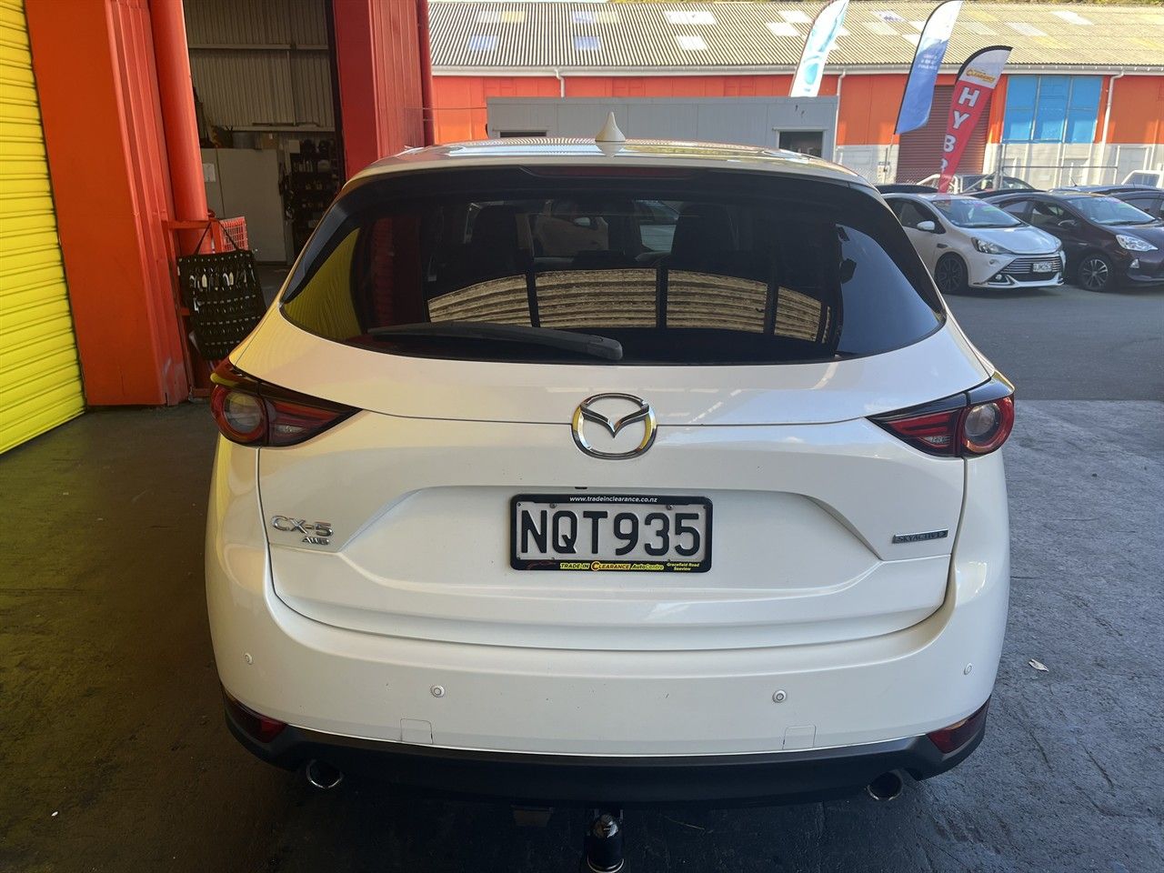 Vehicle image 5