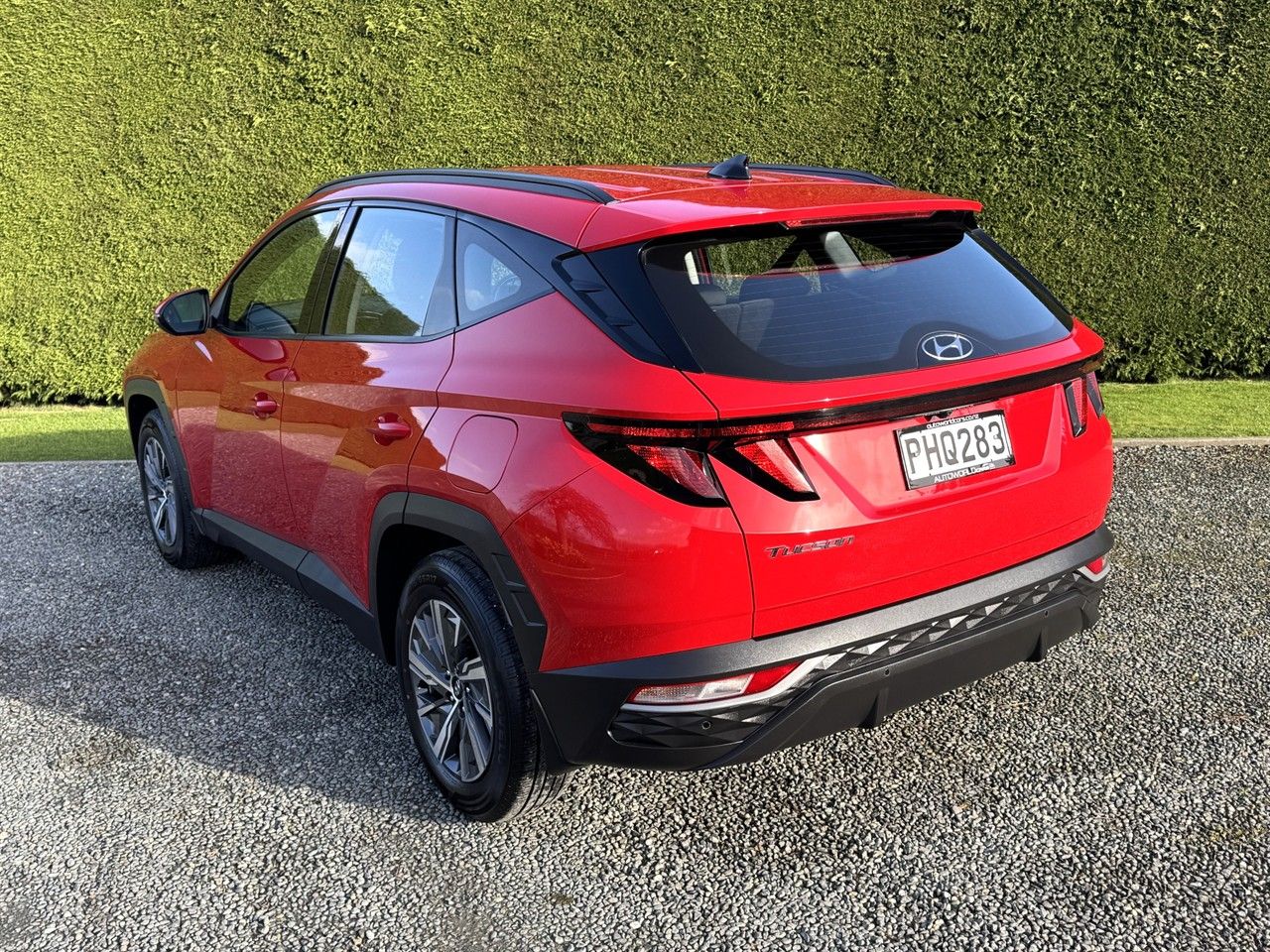 Vehicle image 4