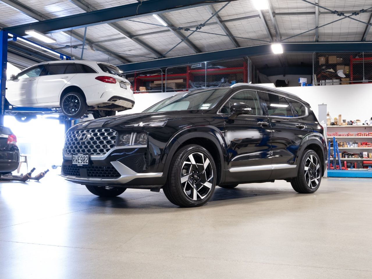Vehicle image 5