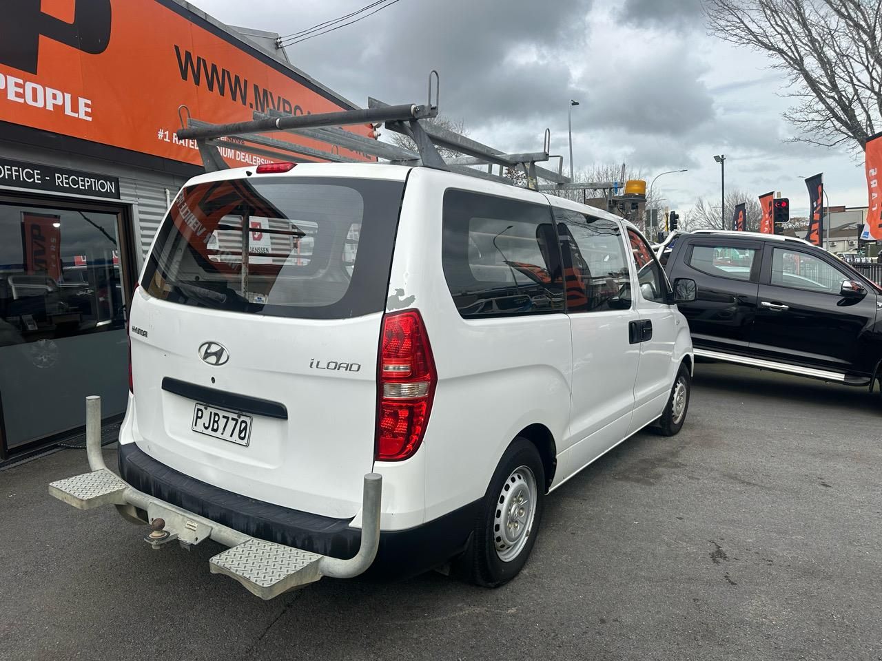 Vehicle image 3