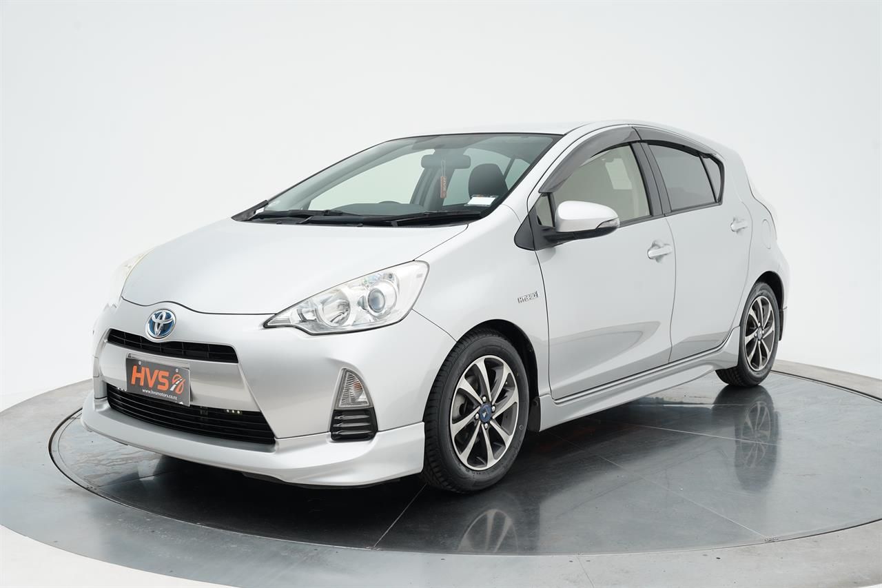 Vehicle image 3