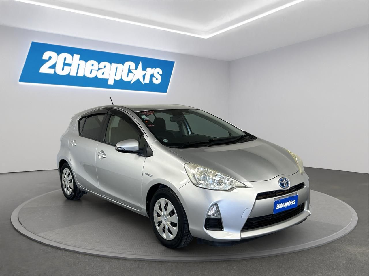 Vehicle image 3