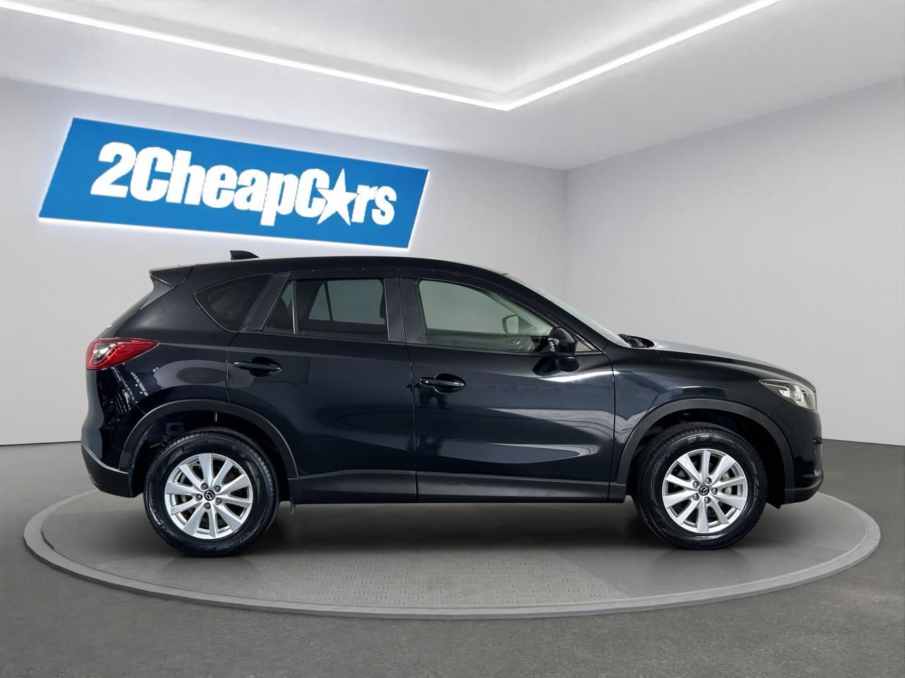 Vehicle image 4