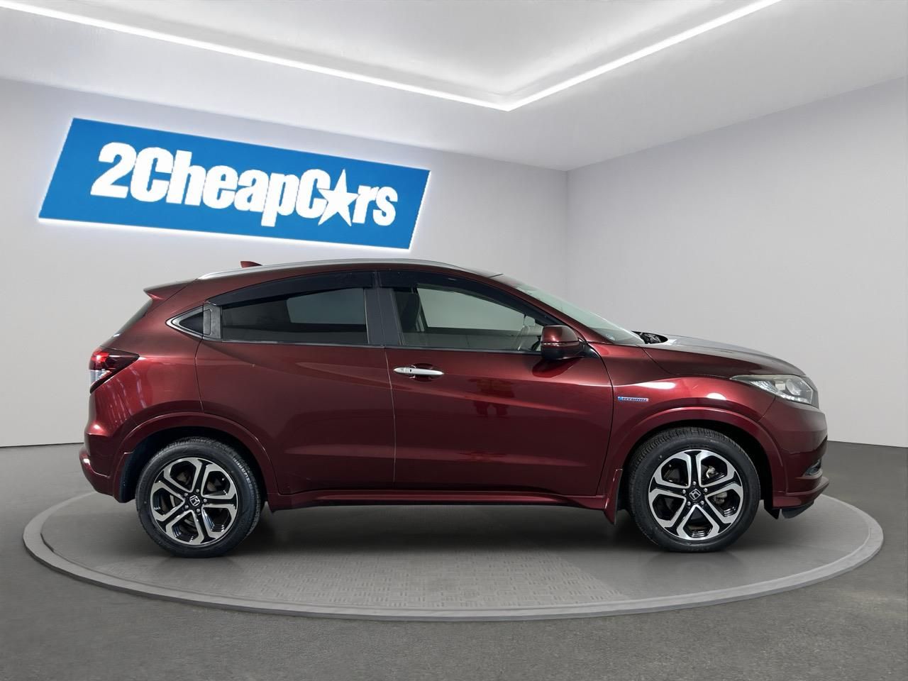 Vehicle image 4