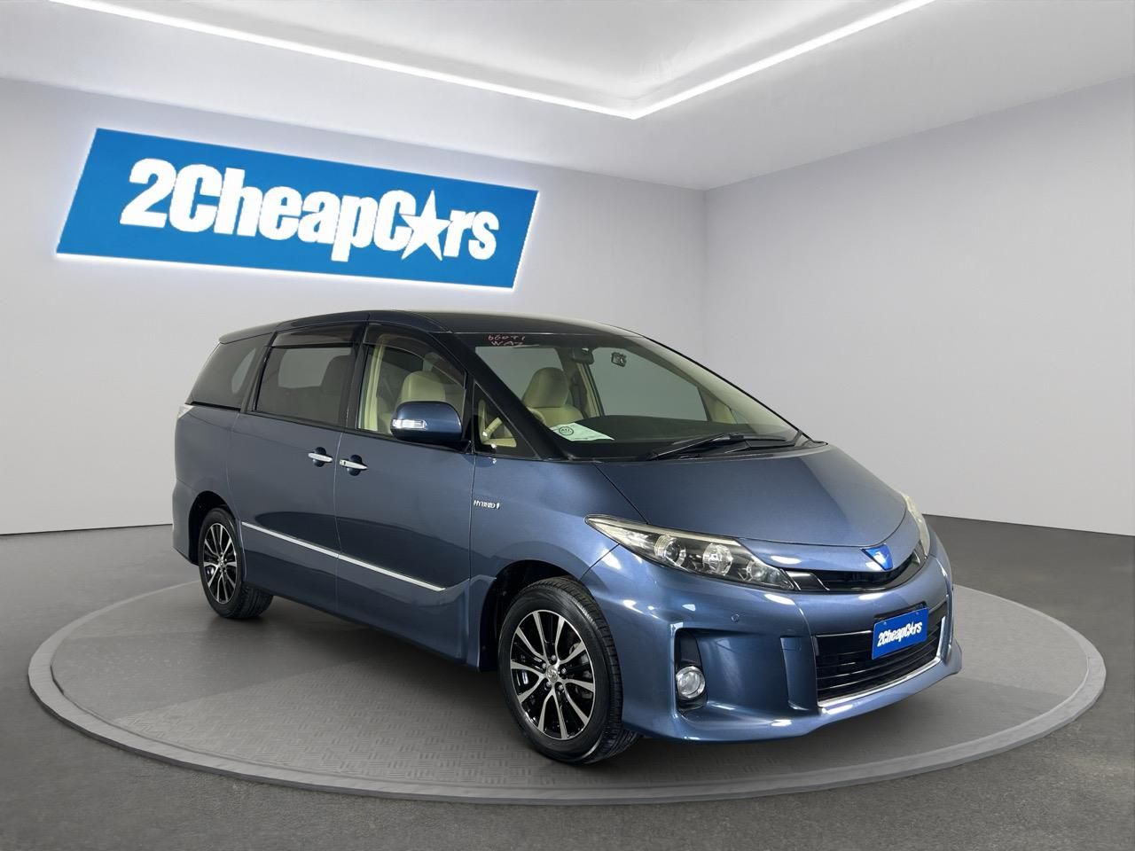 Vehicle image 3
