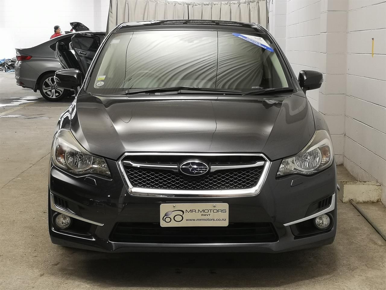 Vehicle image 4