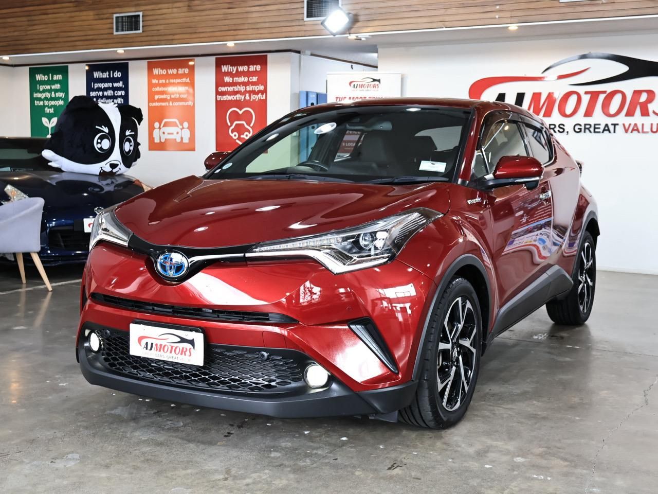 Vehicle image 3