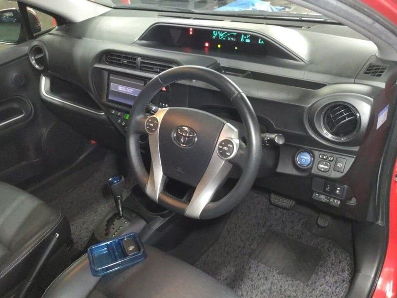 Vehicle image 3