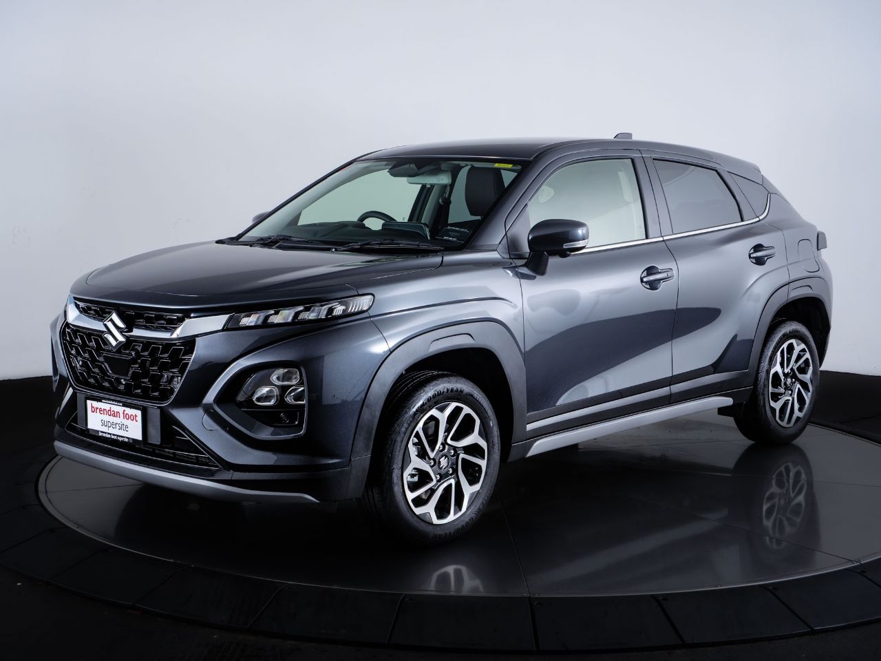 Vehicle image 3