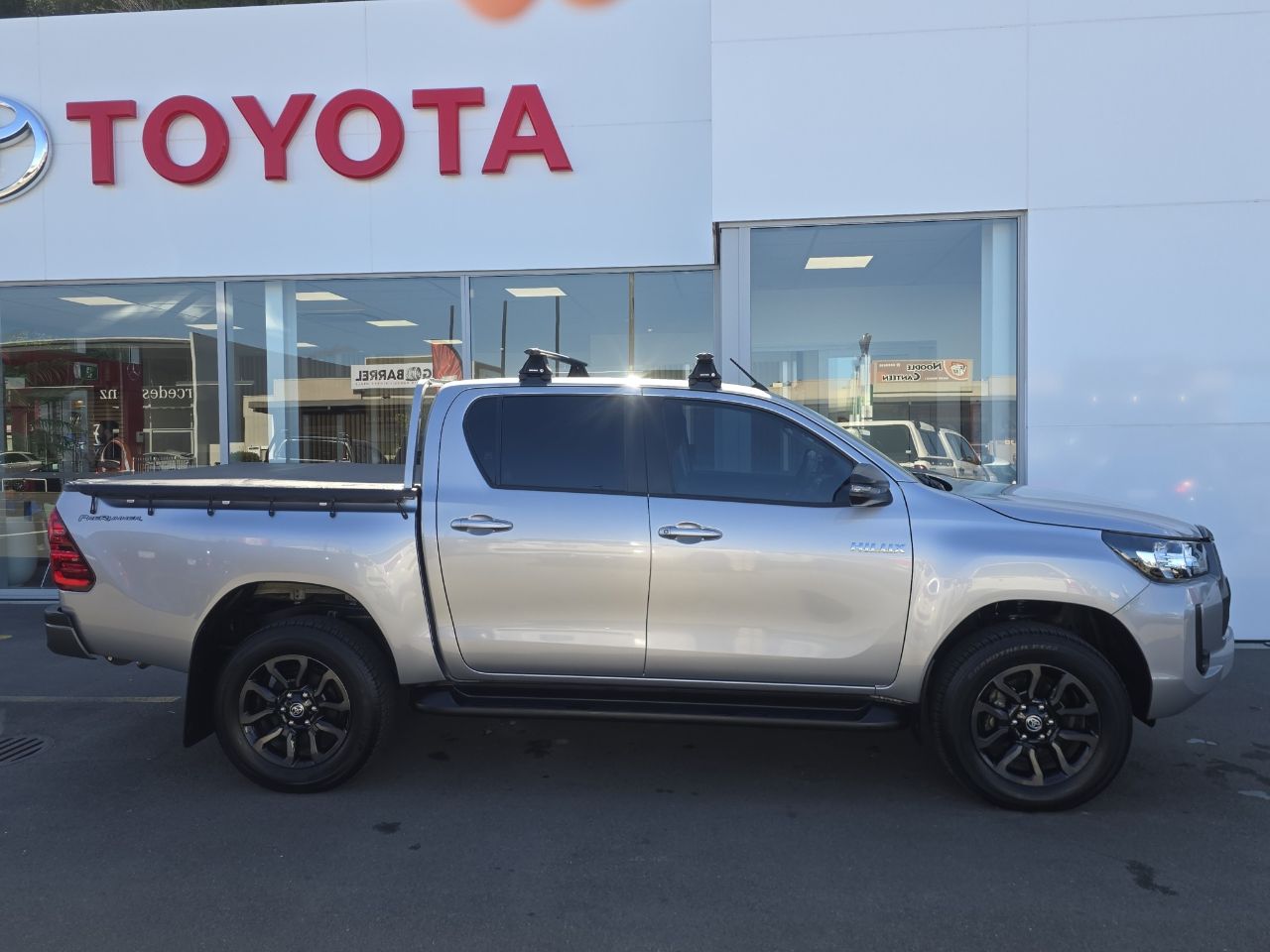 Vehicle image 2