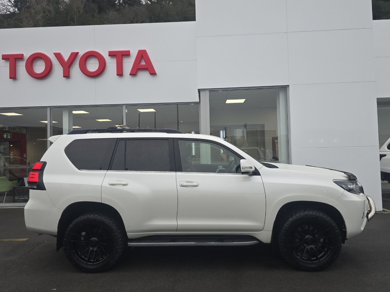 Vehicle image 2
