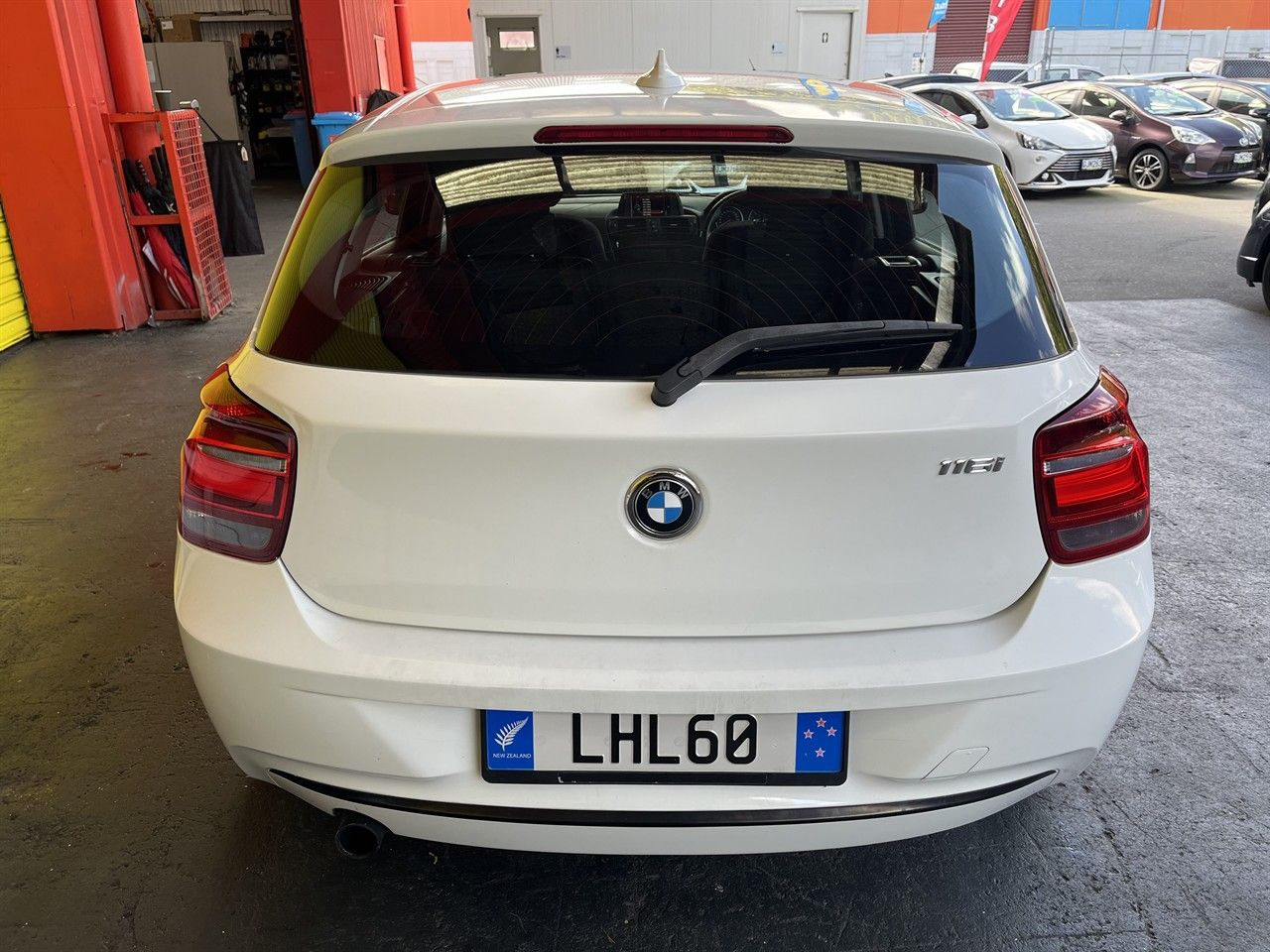 Vehicle image 5