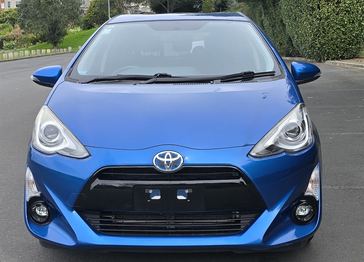 Vehicle image 2