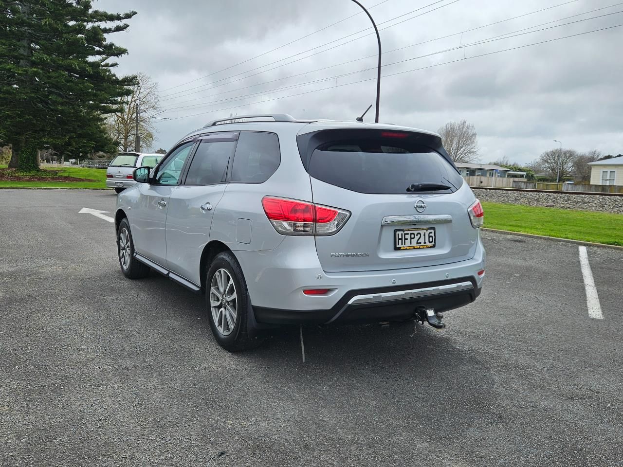 Vehicle image 4