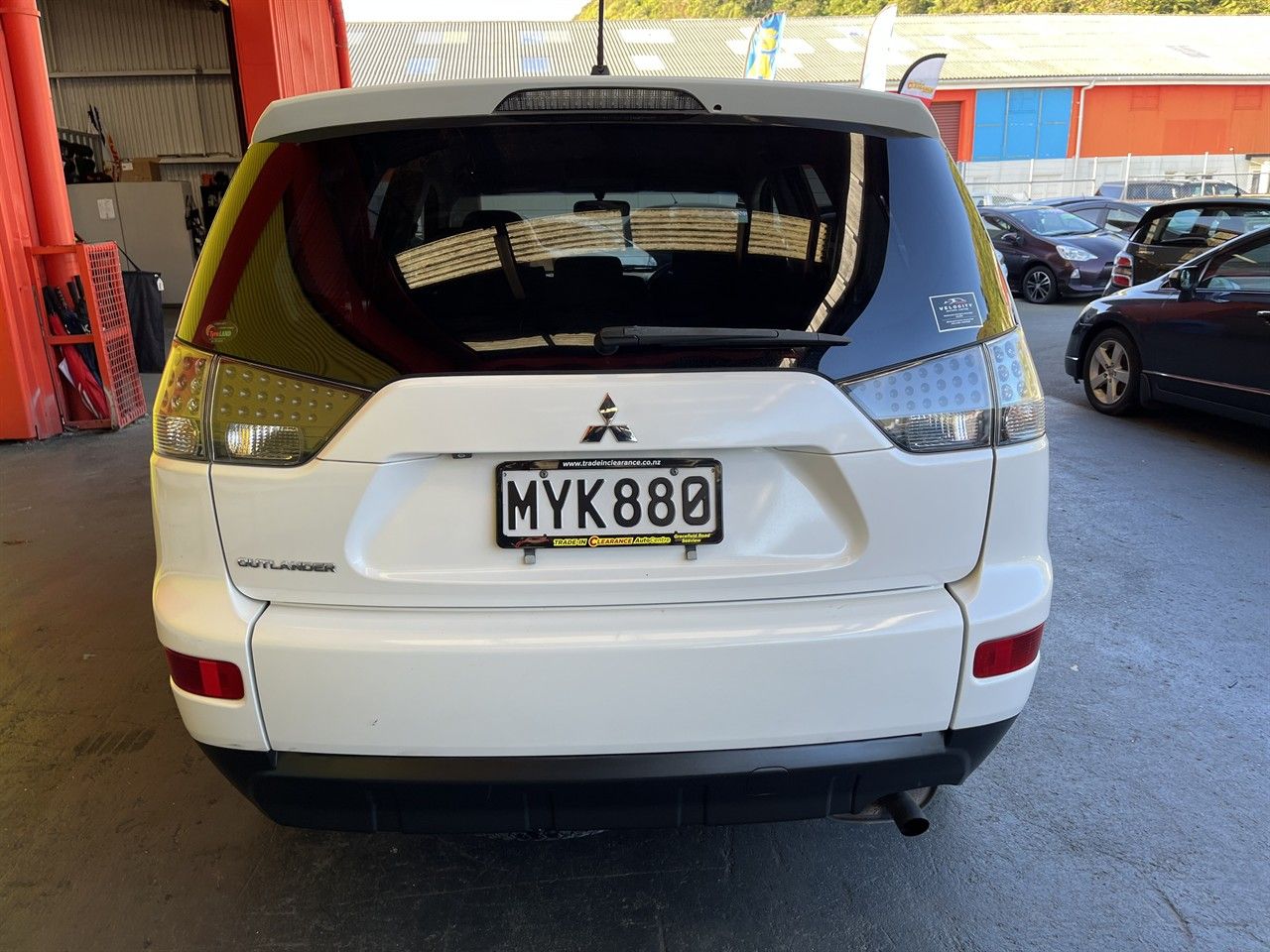 Vehicle image 5
