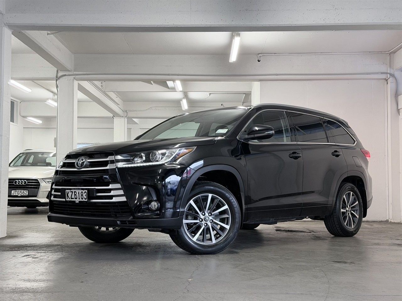 Vehicle image 1