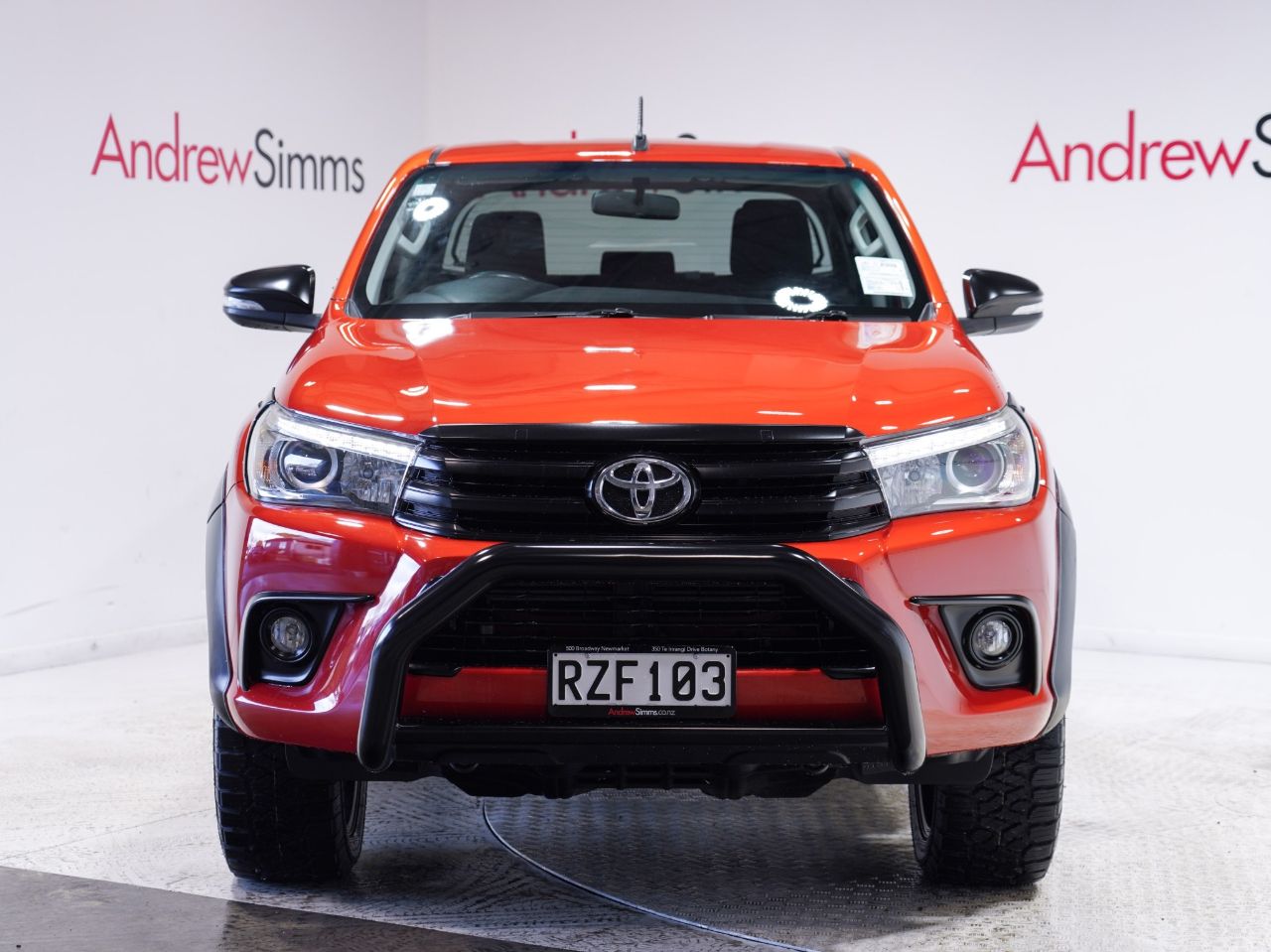 Vehicle image 4