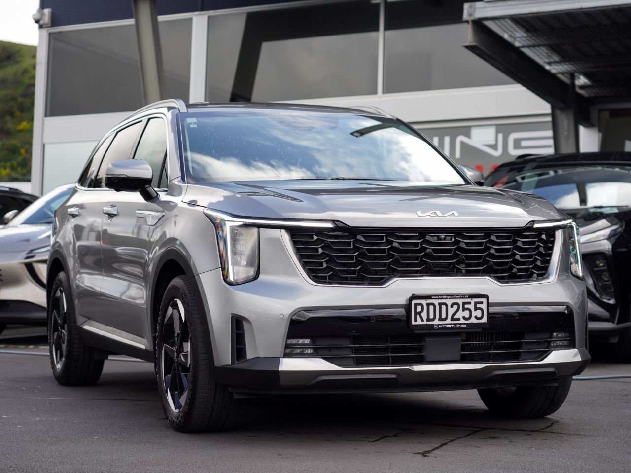 Vehicle image 3